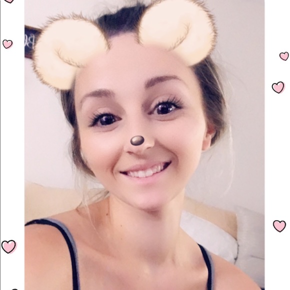 Meet your Posher, Lindsey - Picture 5 of 5